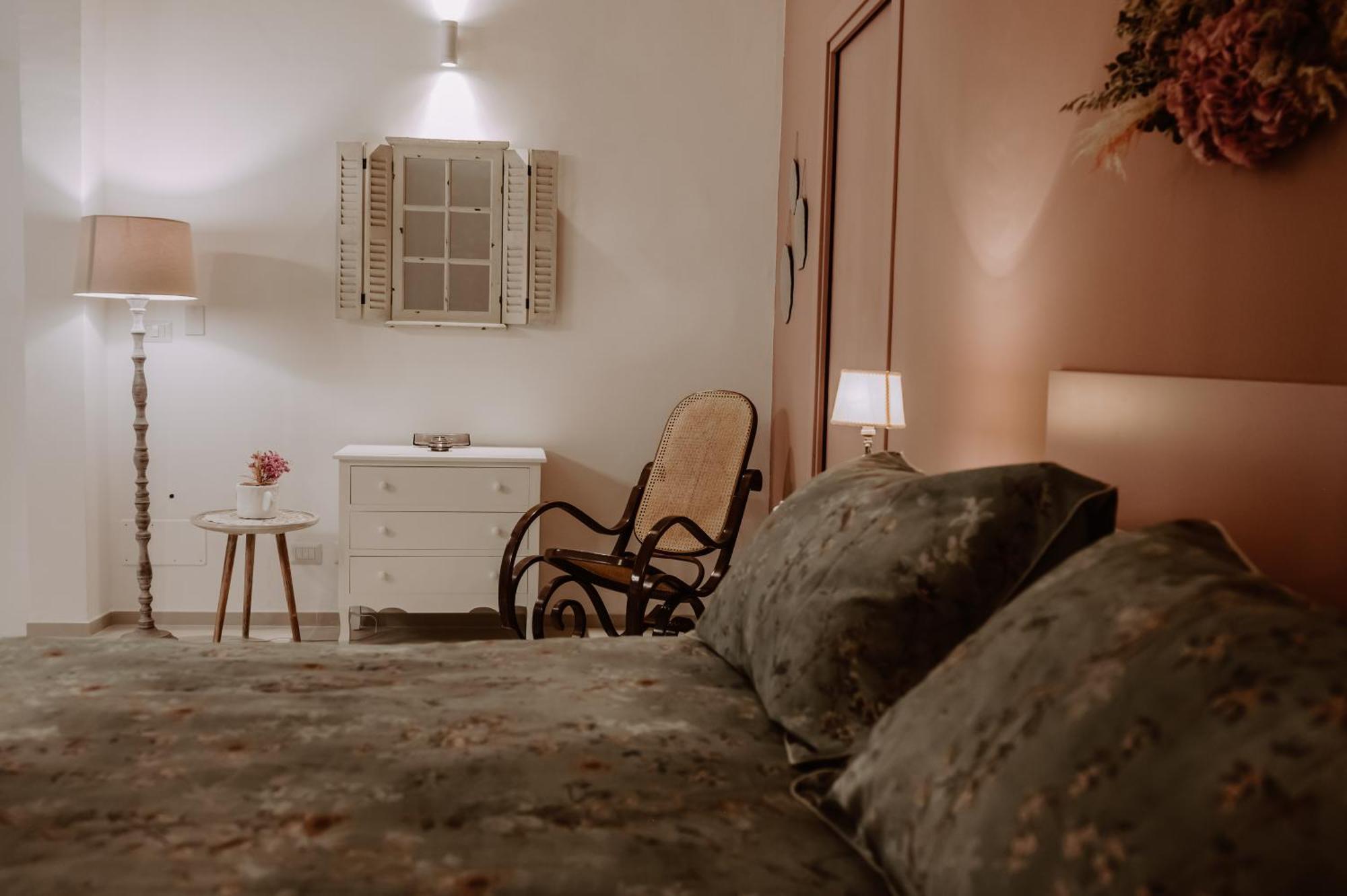 Palazzo Pinto B&B Бриндизи Экстерьер фото
